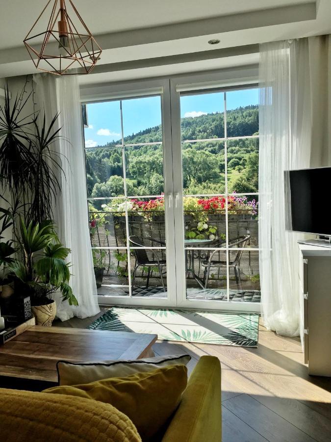 Apartament Dobre Miejsce Ustrzyki Dolne Exterior foto